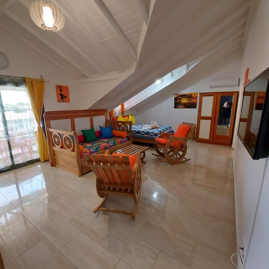 Résidence TOULOUKAÉRA Grand-Bourg  Extérieur photo